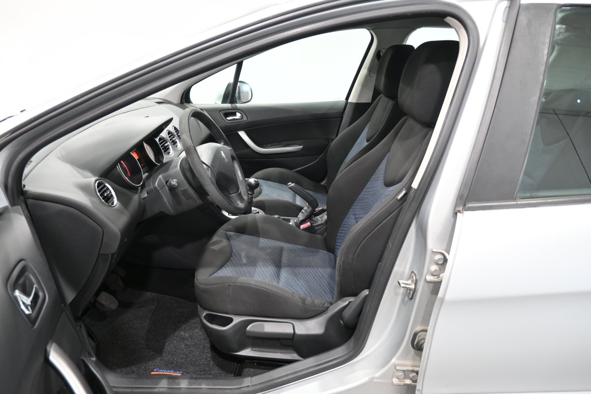 Foto Peugeot 308 9