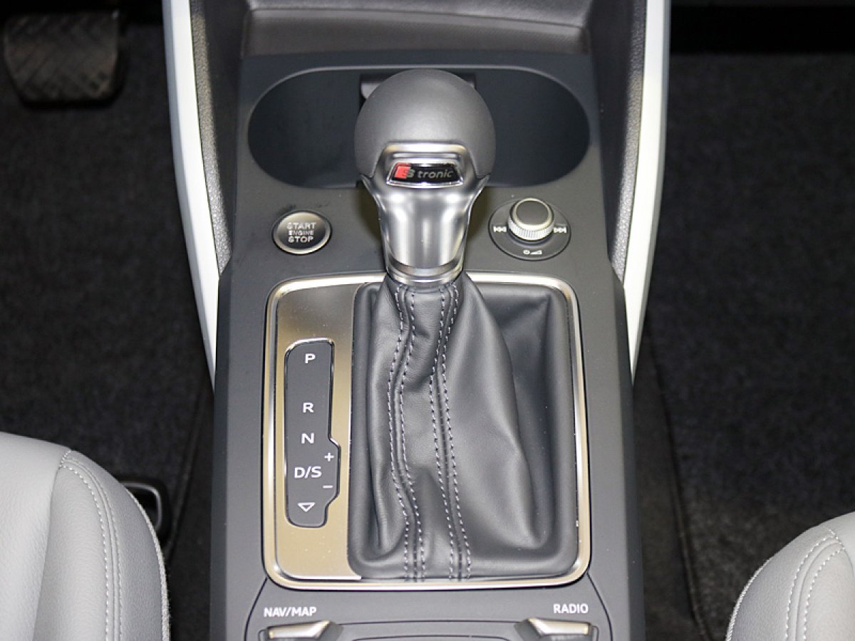 Foto Audi Q2 24