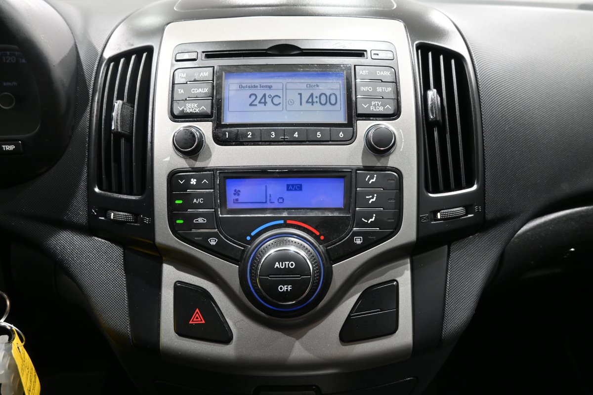Foto Hyundai i30 14