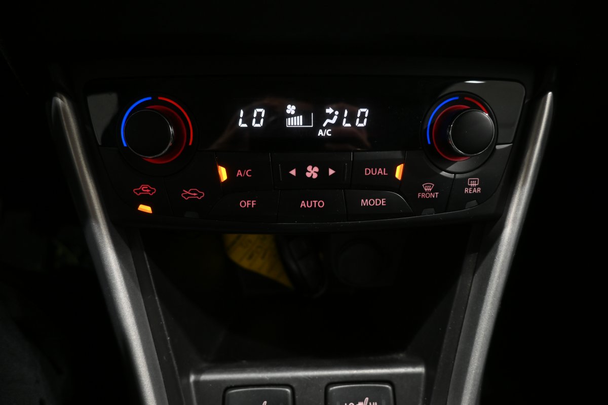 Foto Suzuki SX4 S-Cross 17