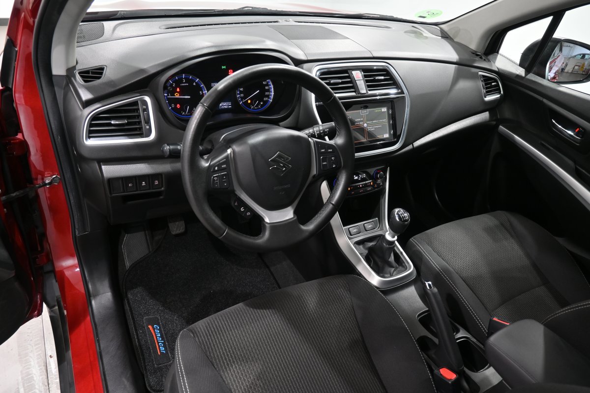 Foto Suzuki SX4 S-Cross 9