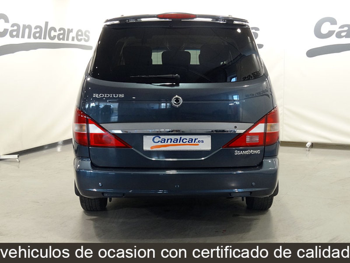 Foto Ssangyong Rodius 6