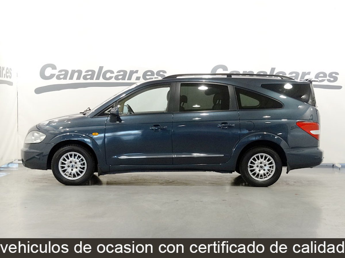 Foto Ssangyong Rodius 9