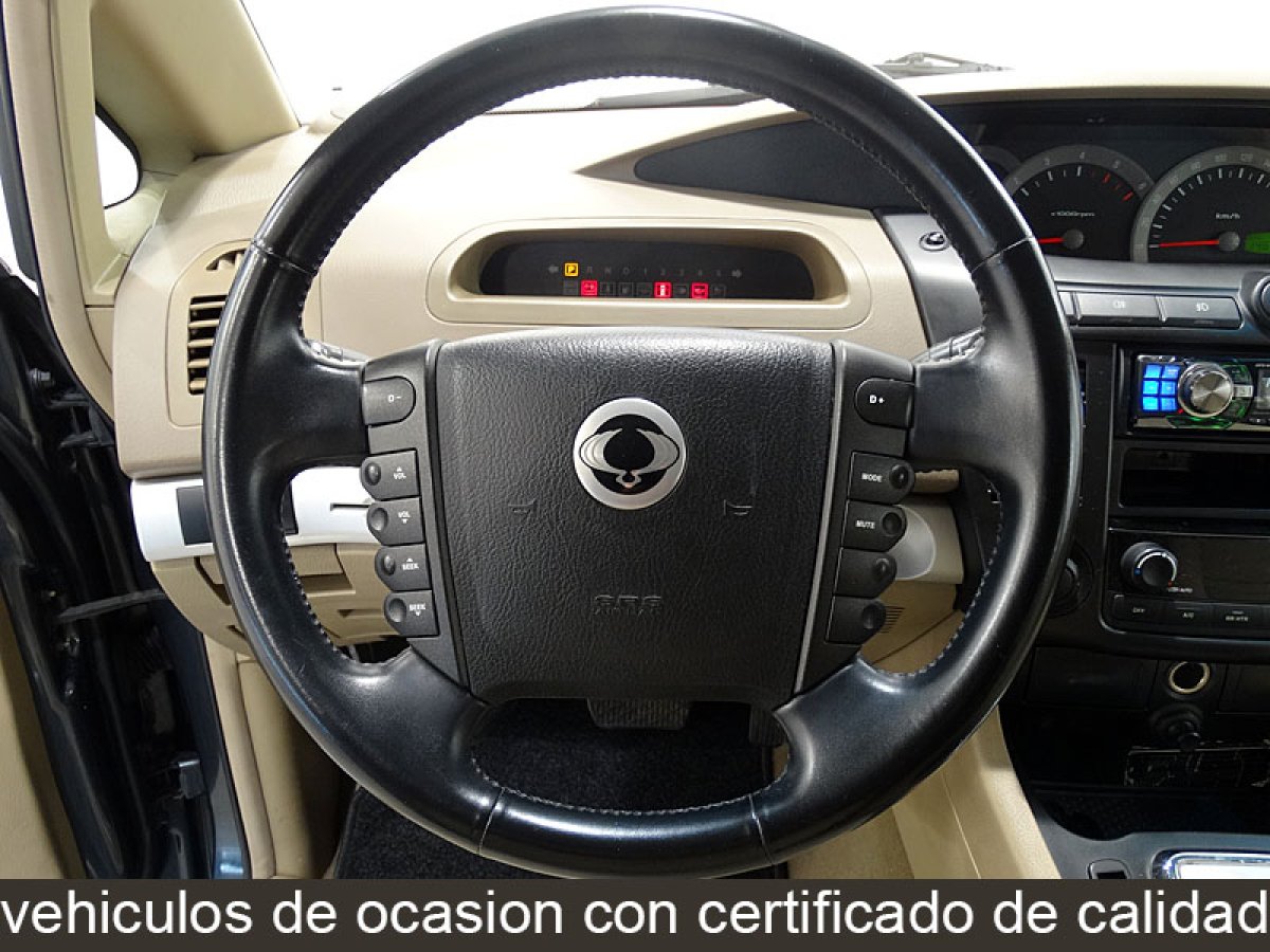 Foto Ssangyong Rodius 27