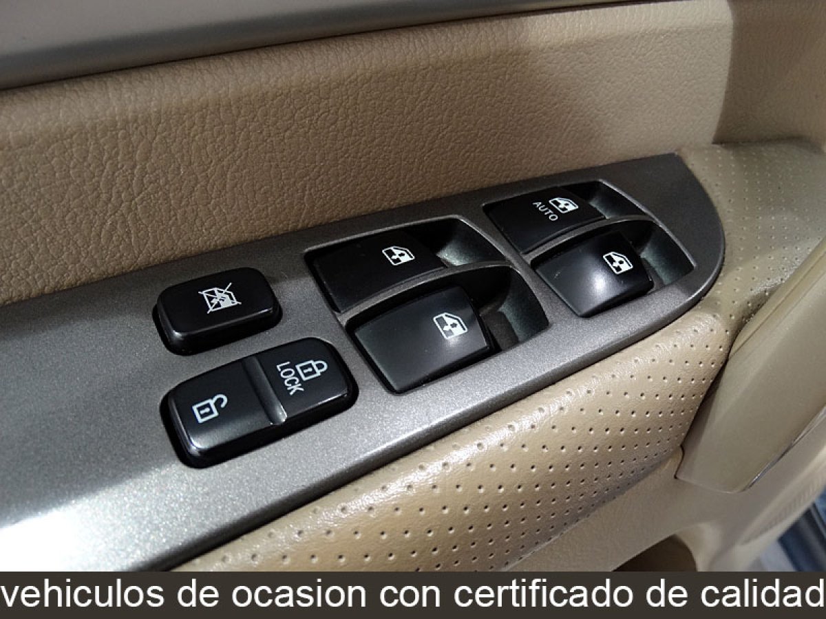 Foto Ssangyong Rodius 31