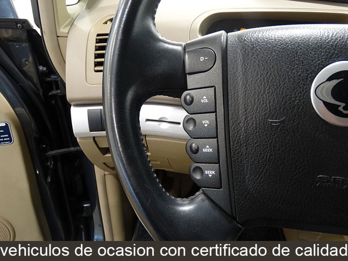 Foto Ssangyong Rodius 33