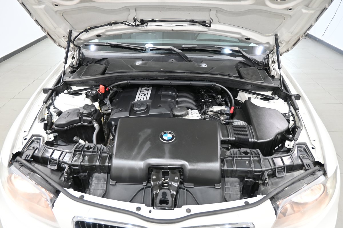 Foto Bmw 118i 7