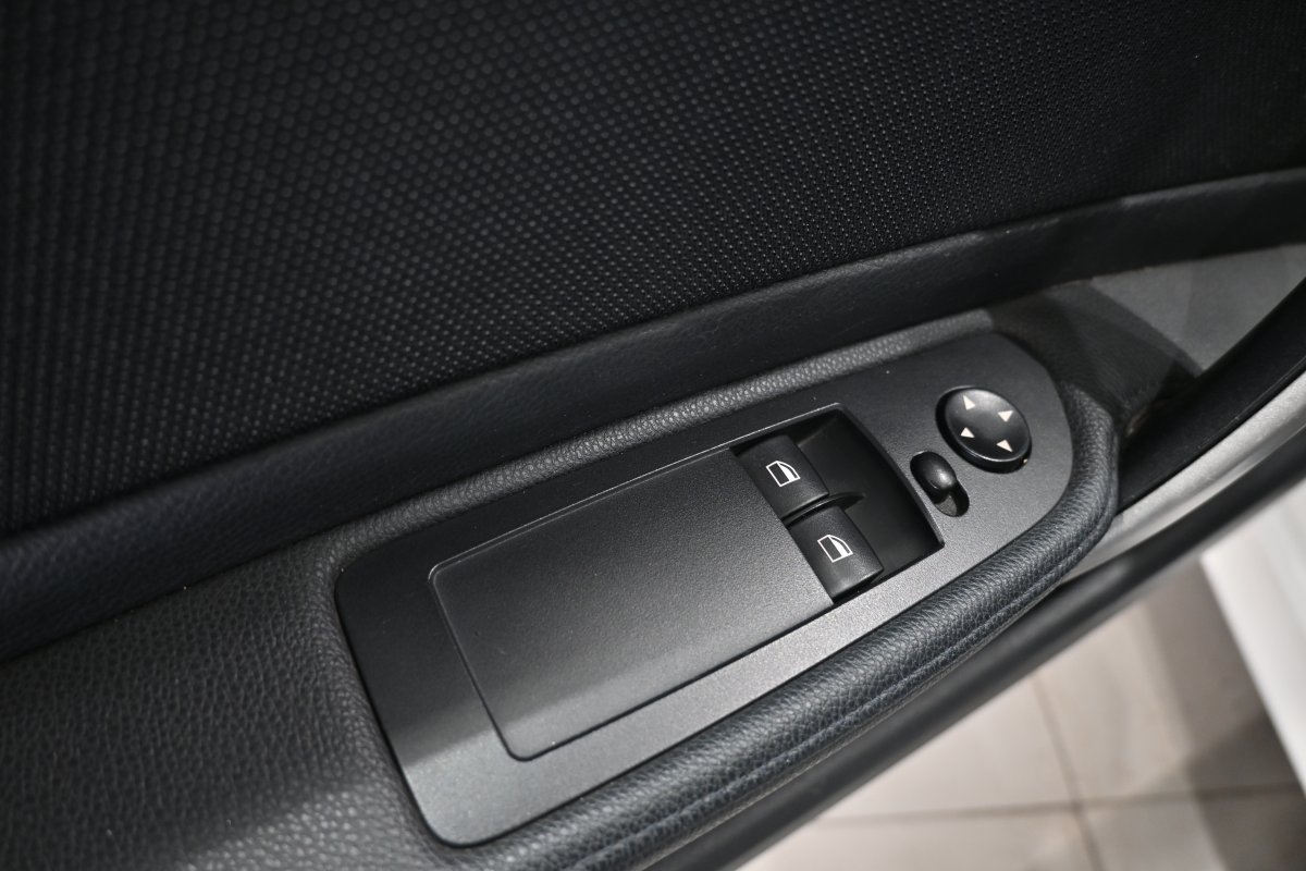 Foto Bmw 118i 23