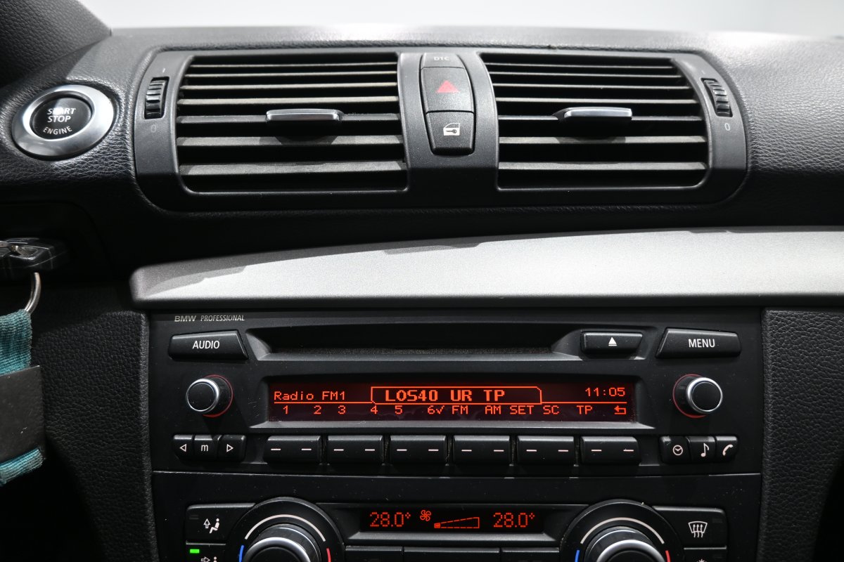 Foto Bmw 118i 14
