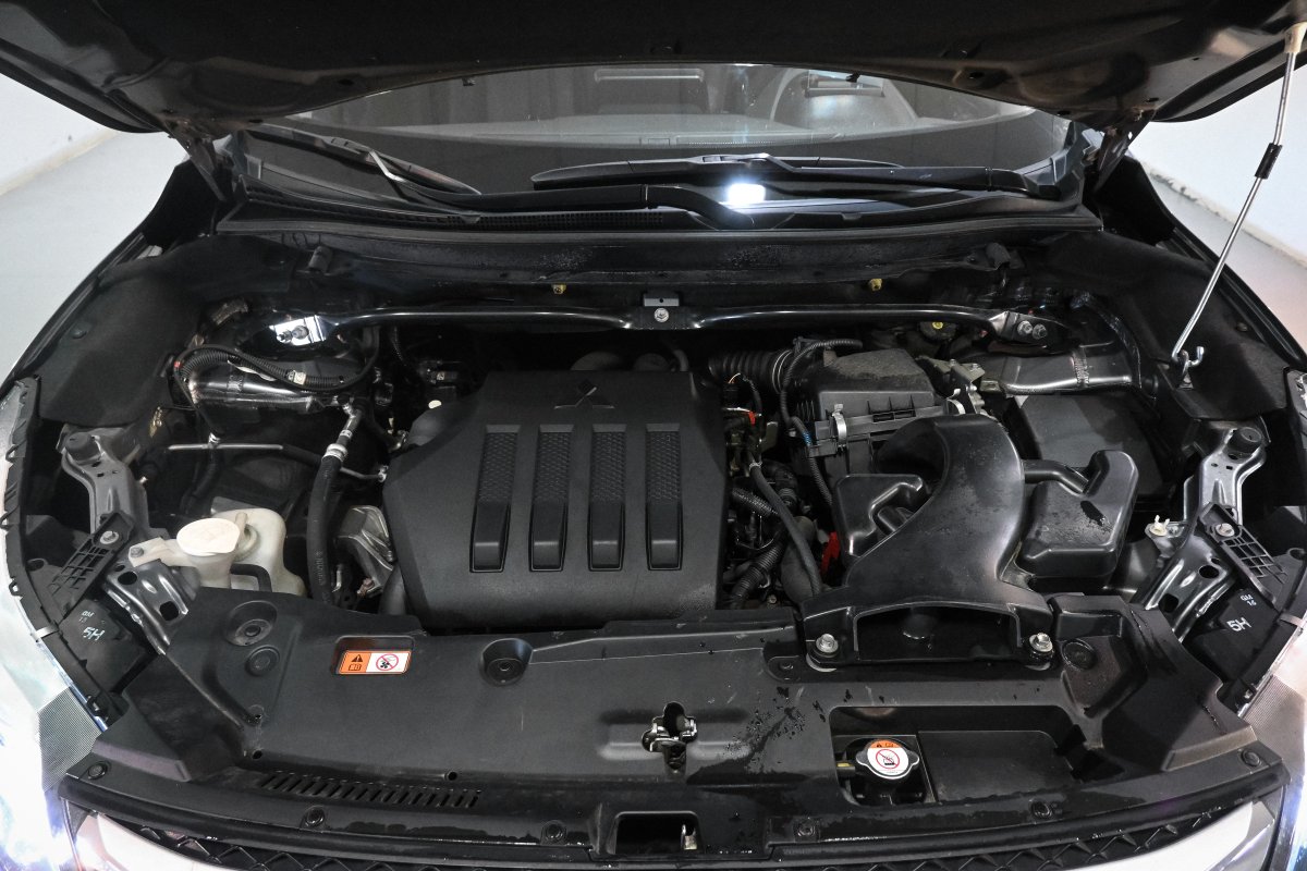 Foto Mitsubishi Eclipse 7