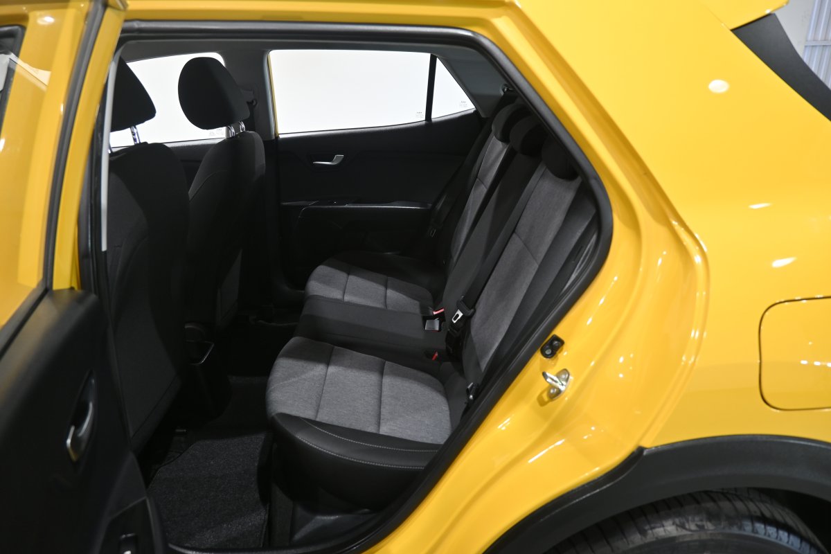 Foto Kia Stonic 10