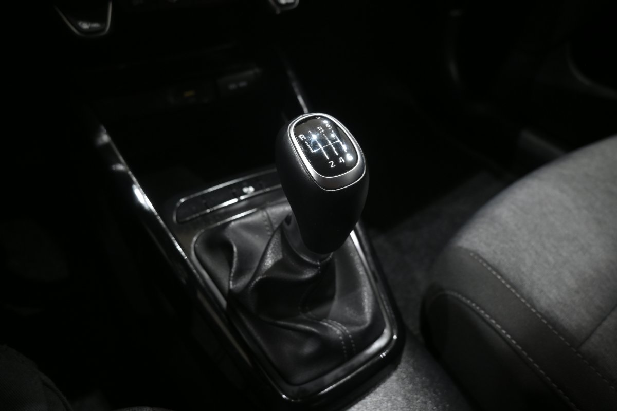 Foto Kia Stonic 16