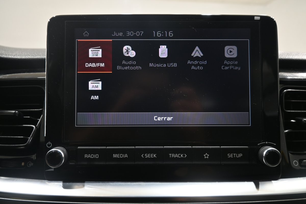 Foto Kia Stonic 12