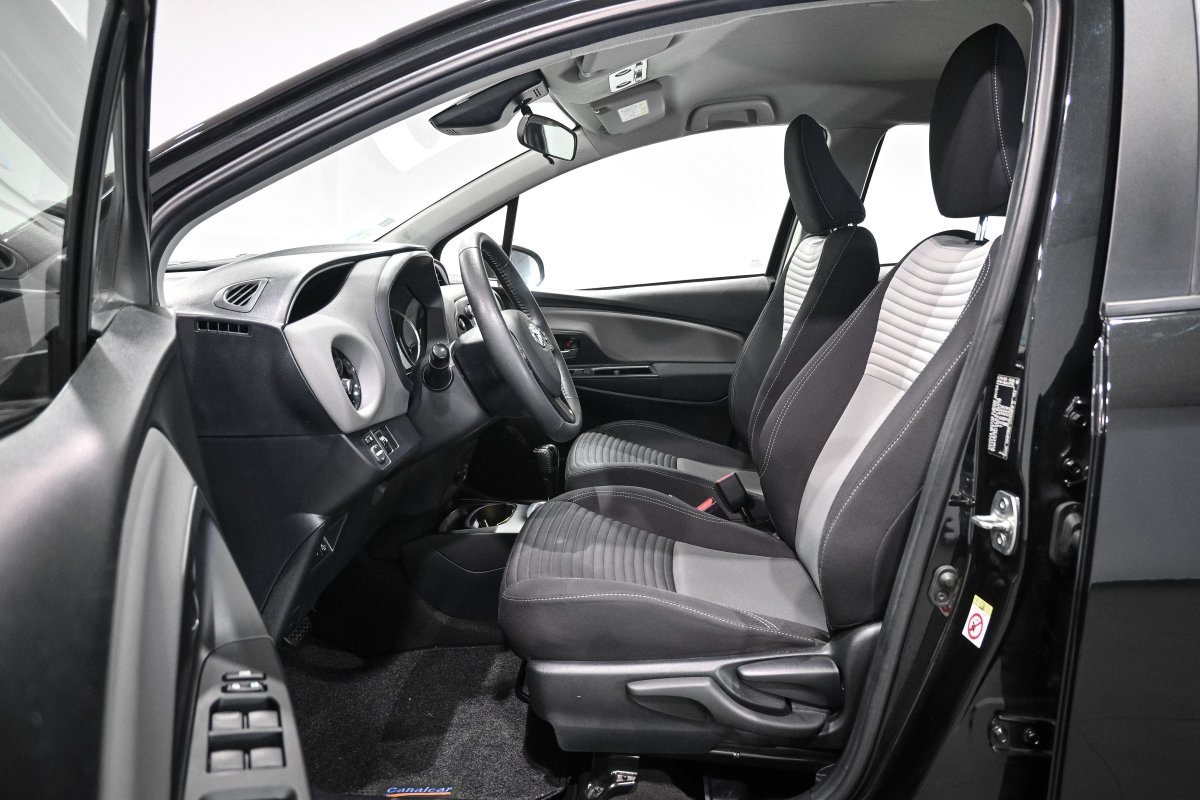 Foto Toyota Yaris 9
