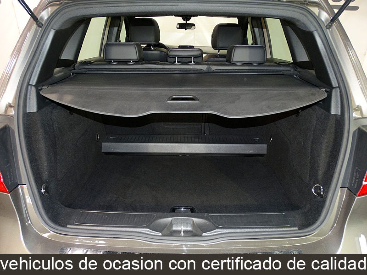 Foto Mercedes-Benz B 180 8