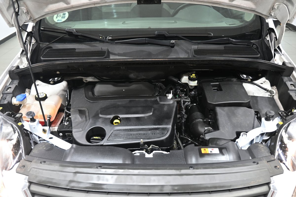 Foto Ford Kuga 7