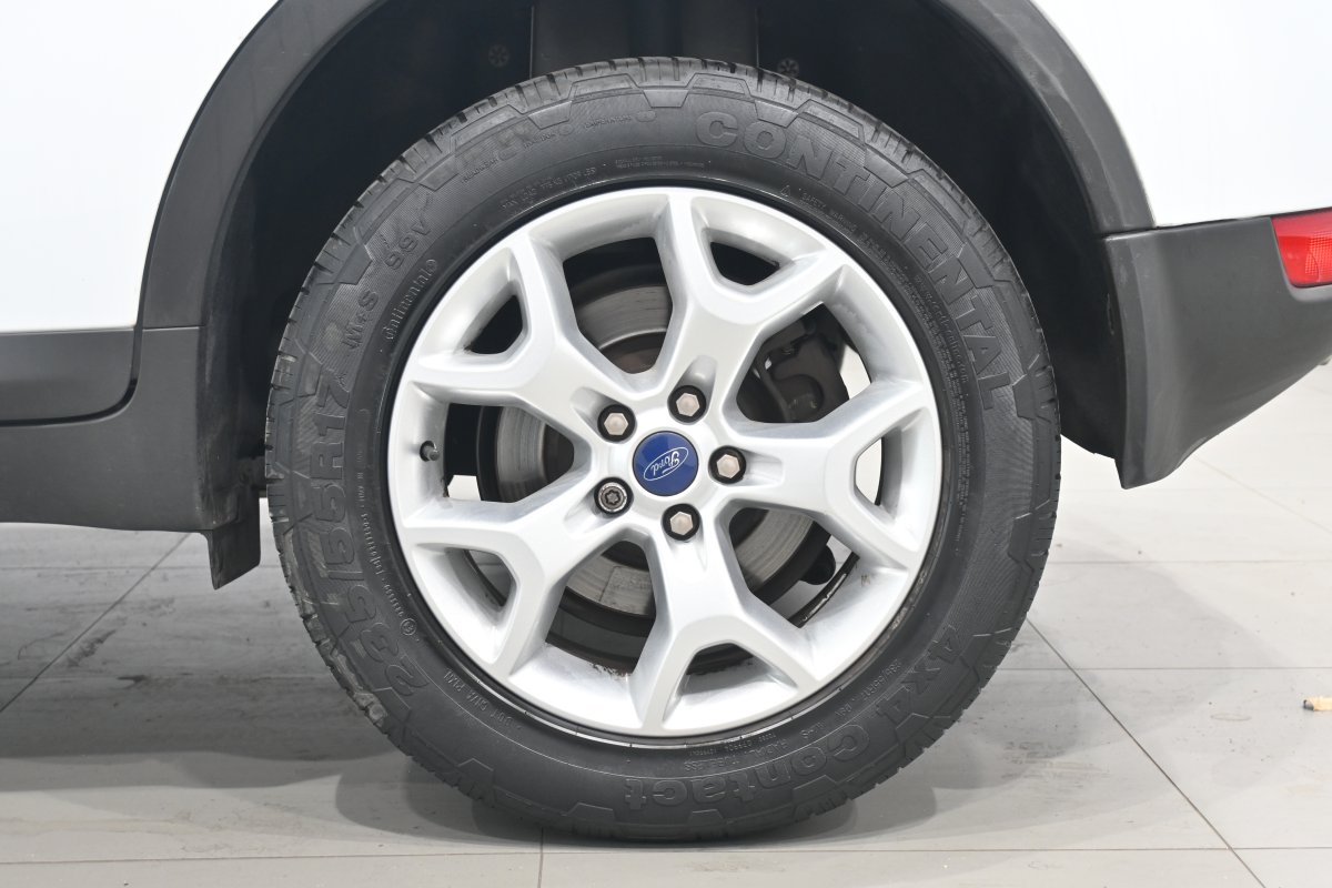 Foto Ford Kuga 27