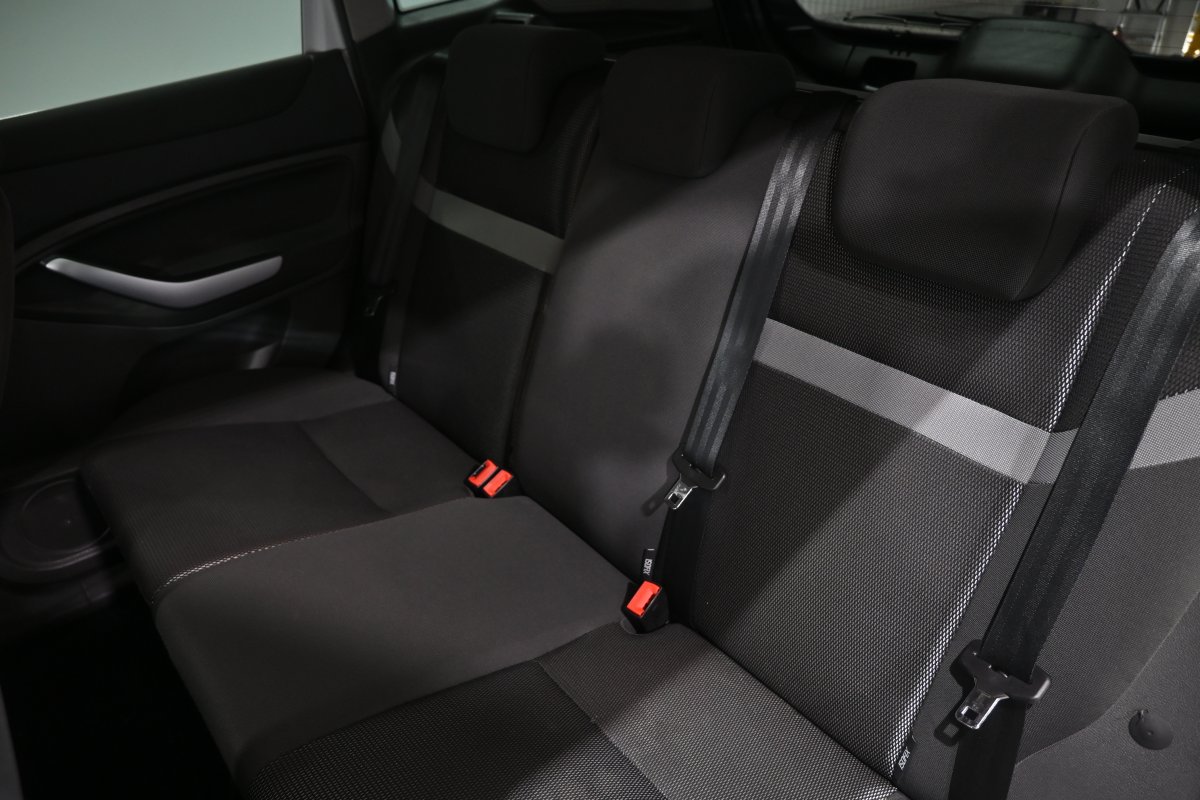 Foto Ford Kuga 12