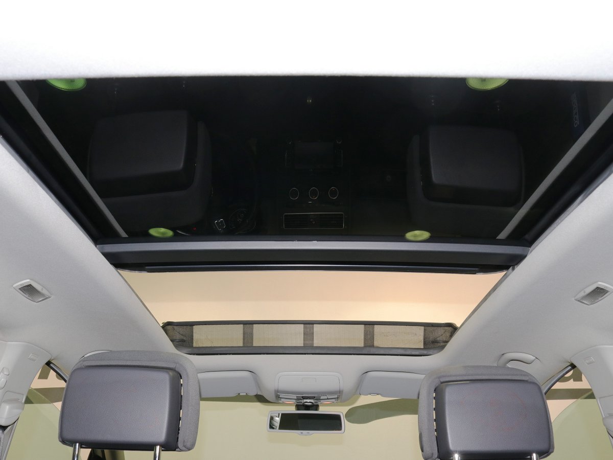 Foto Volkswagen Touran 18