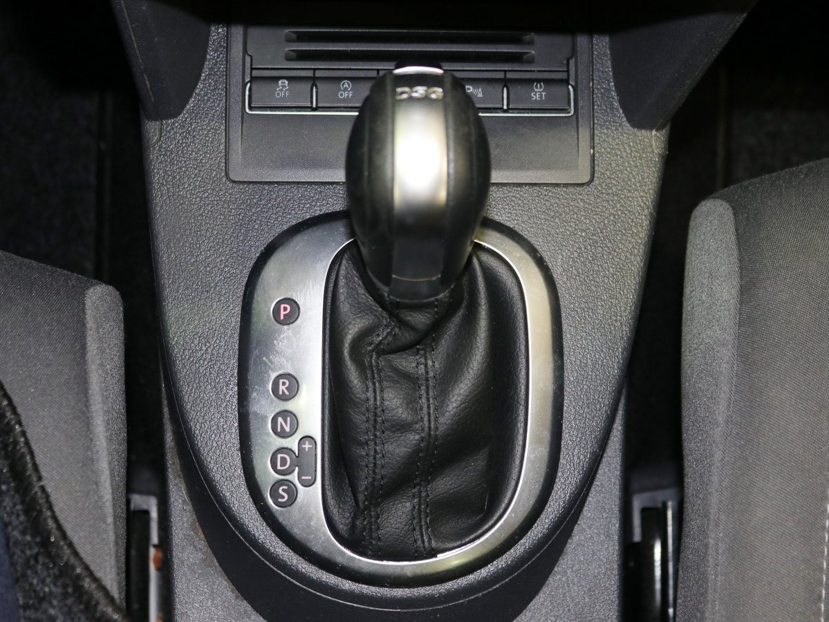 Foto Volkswagen Touran 26