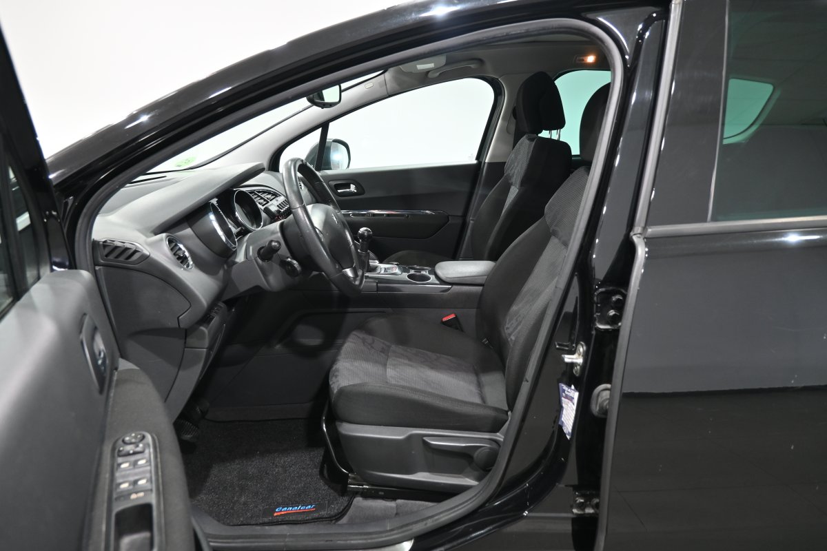 Foto Peugeot 3008 10