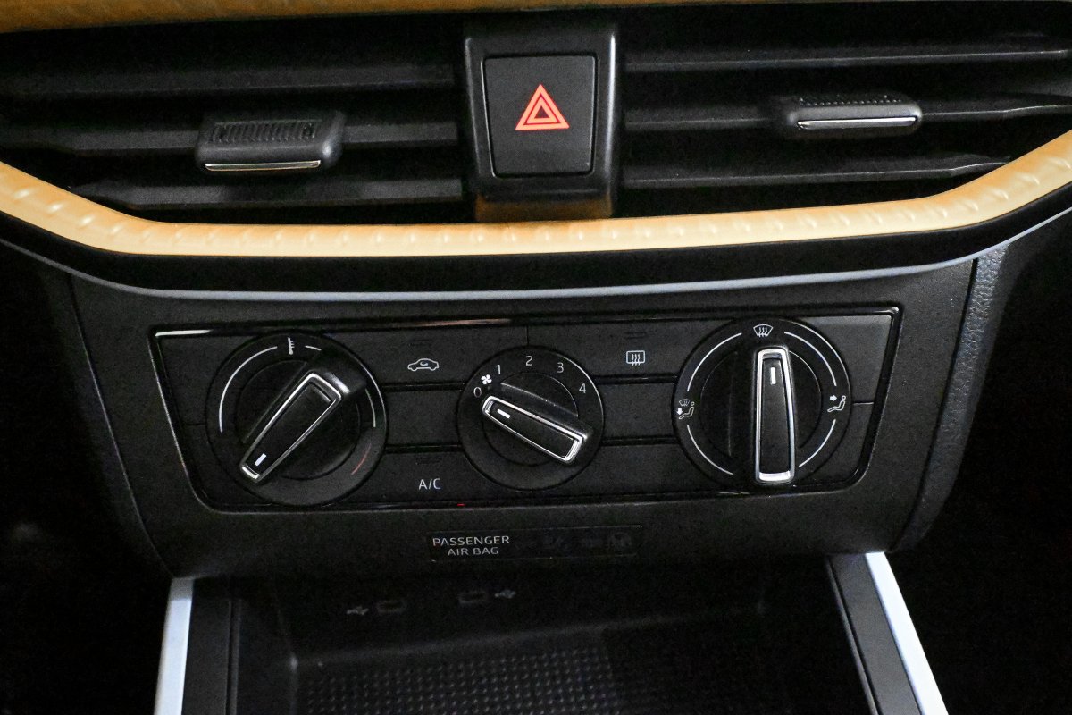 Foto Seat Arona 17