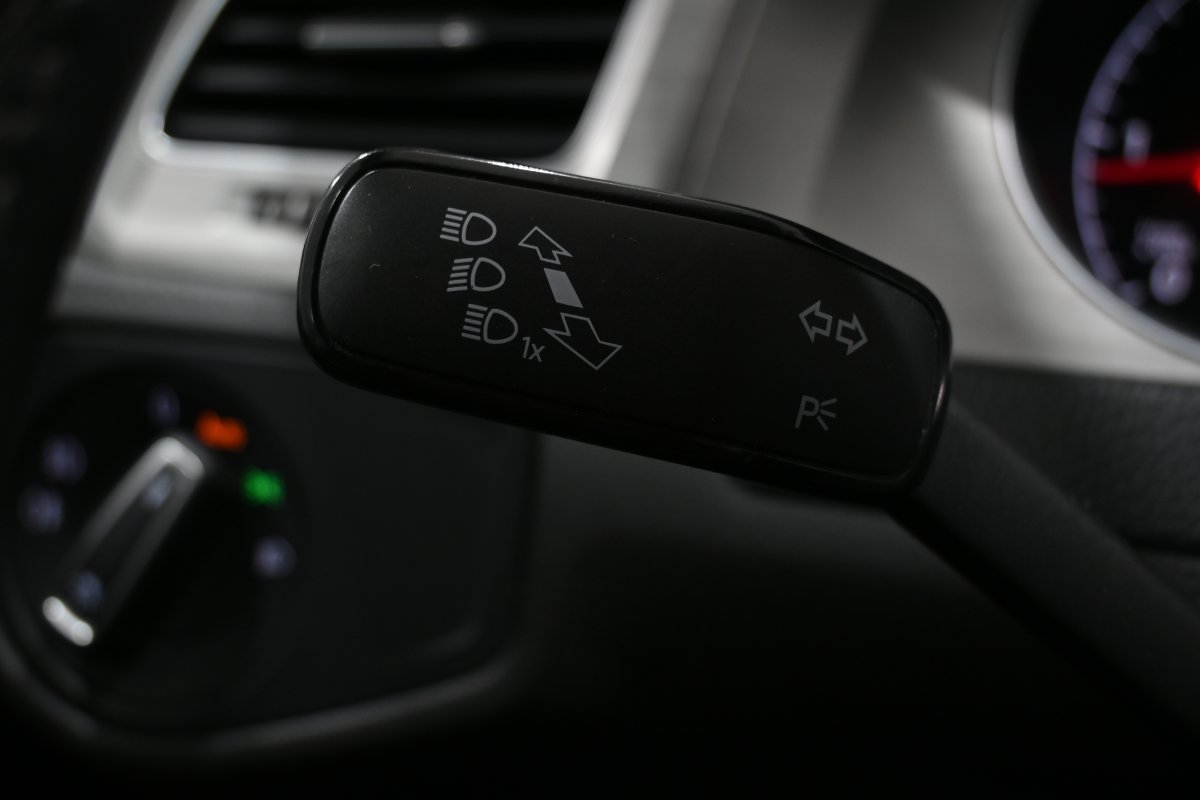 Foto Volkswagen Golf 24