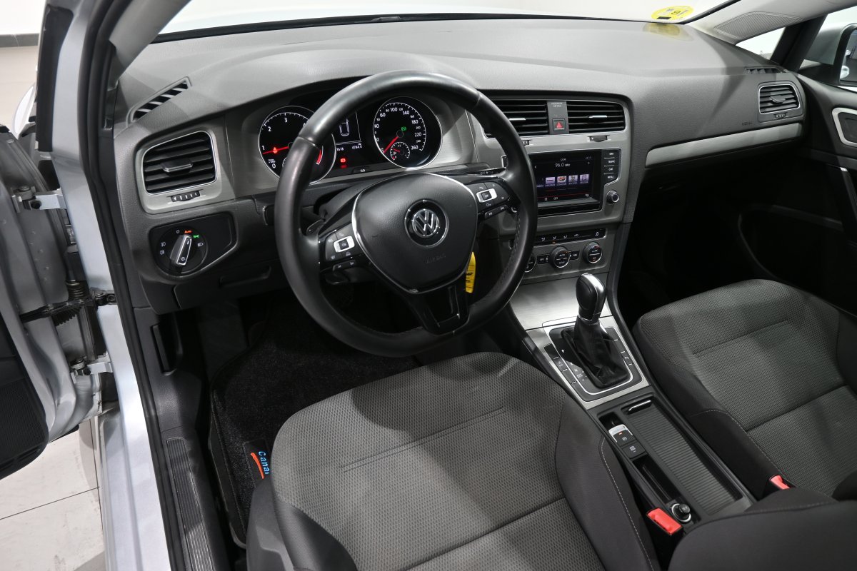 Foto Volkswagen Golf 9