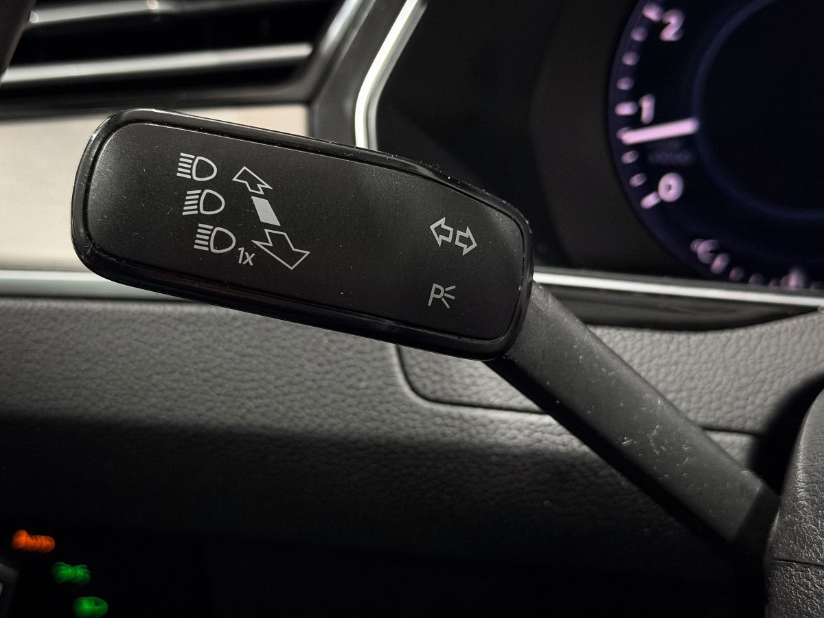 Foto Volkswagen Passat 22