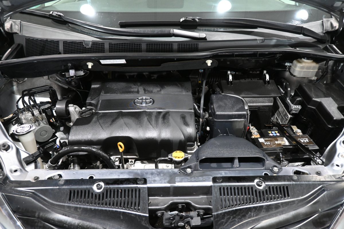 Foto Toyota Sienna 7