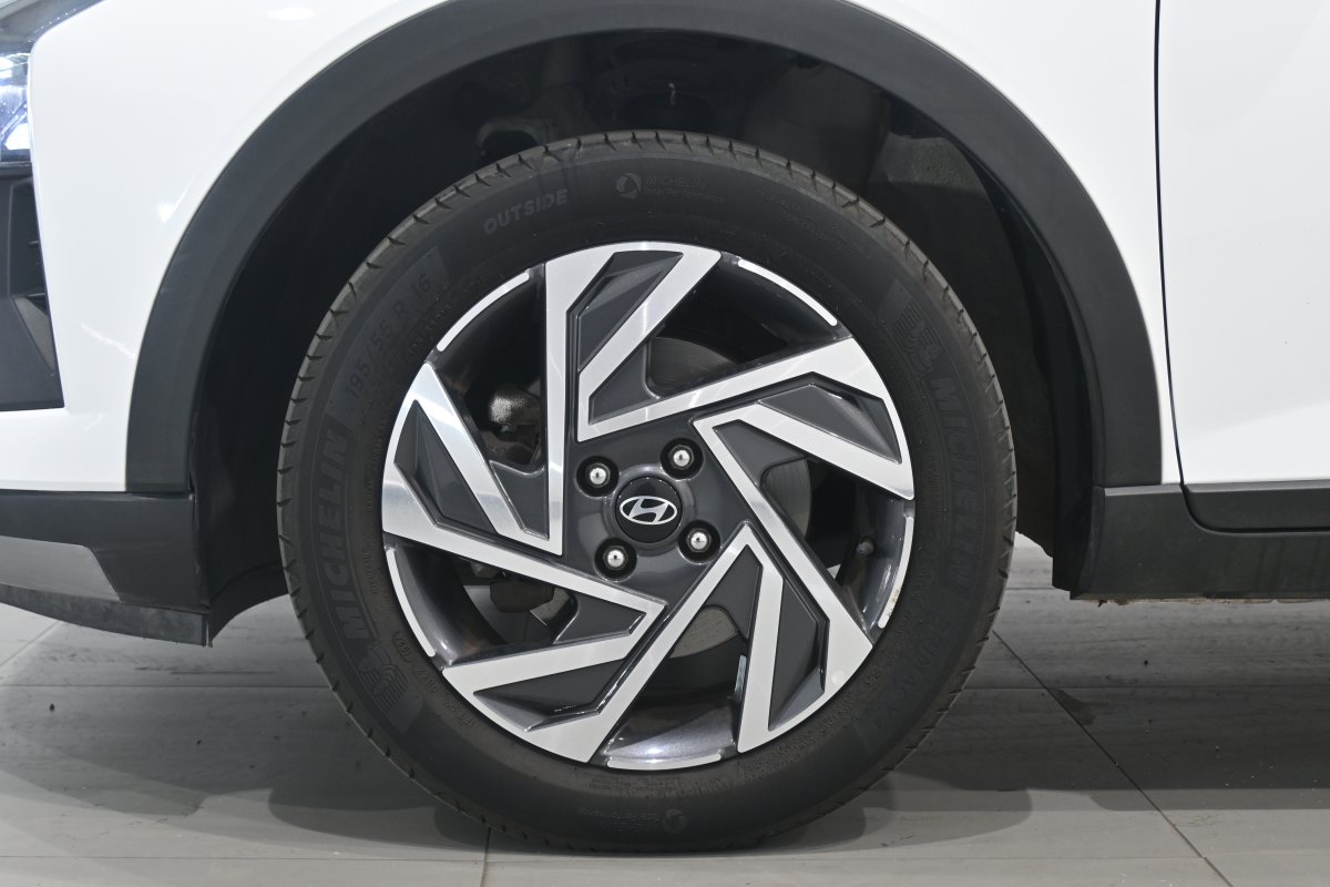 Foto Hyundai BAYON 26