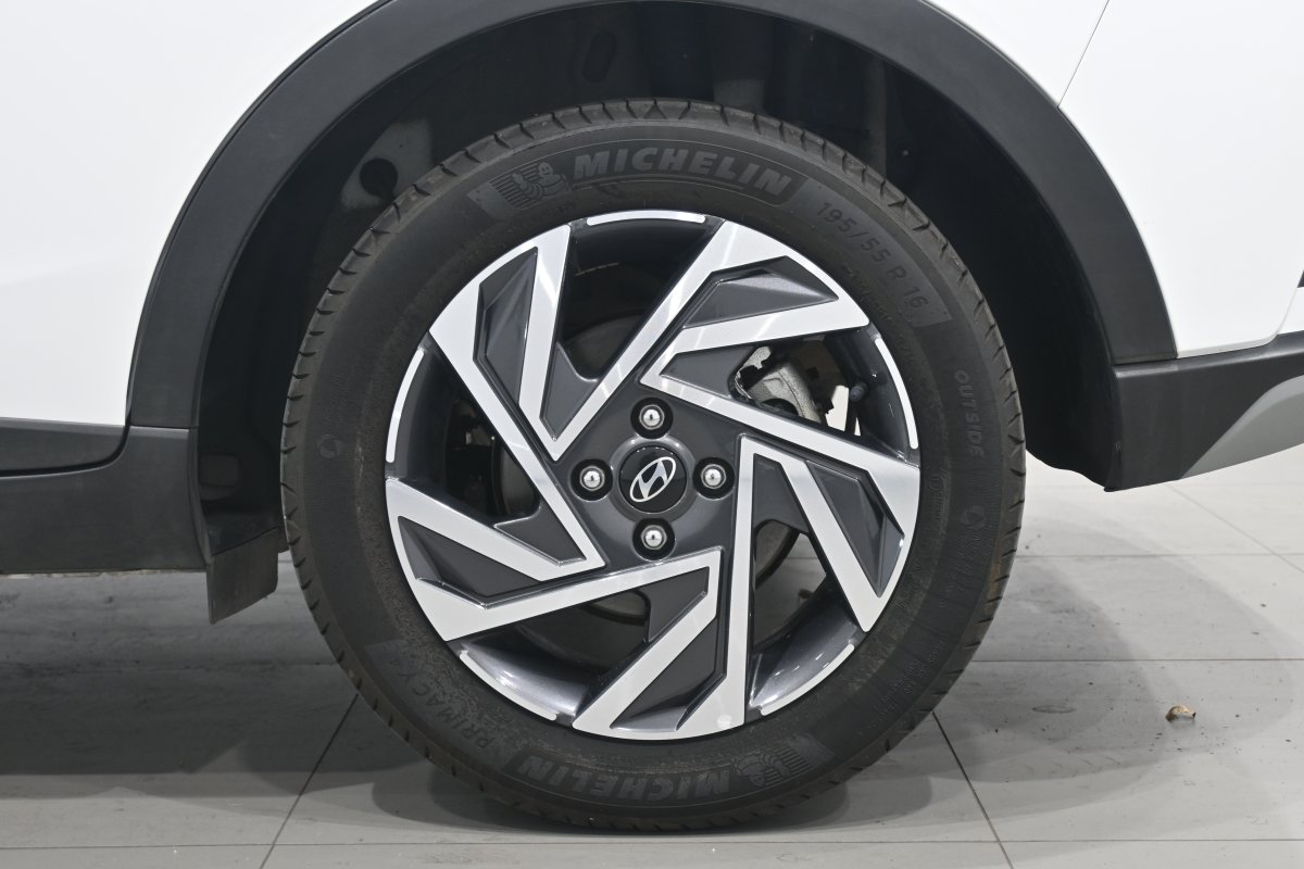 Foto Hyundai BAYON 27
