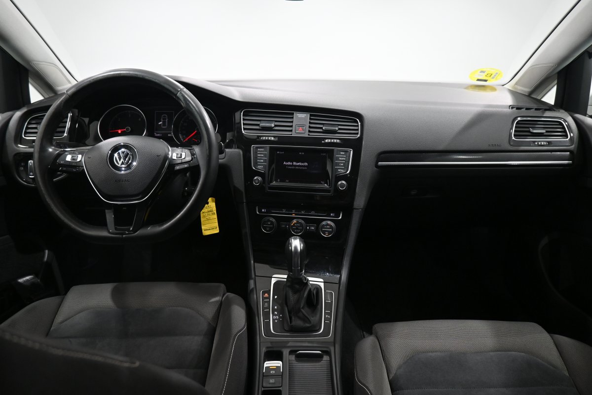 Foto Volkswagen Golf 19