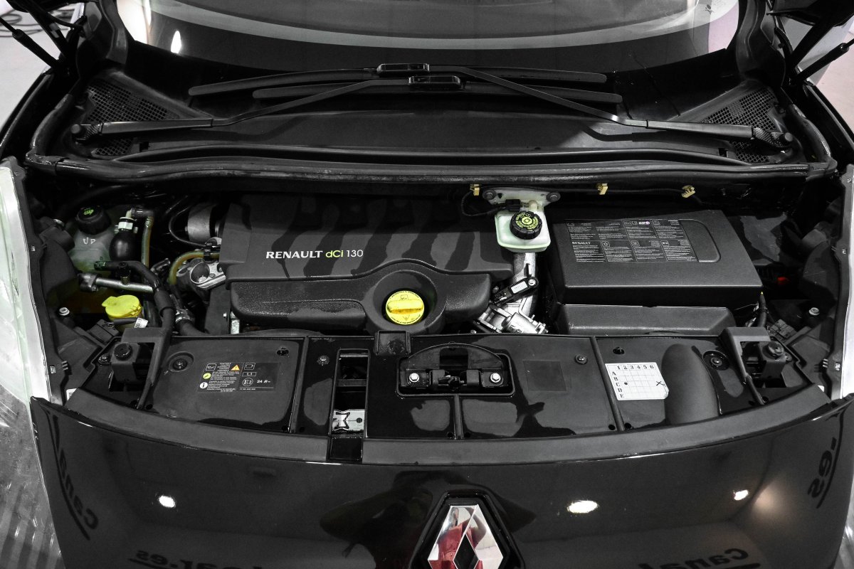 Foto Renault Grand 8