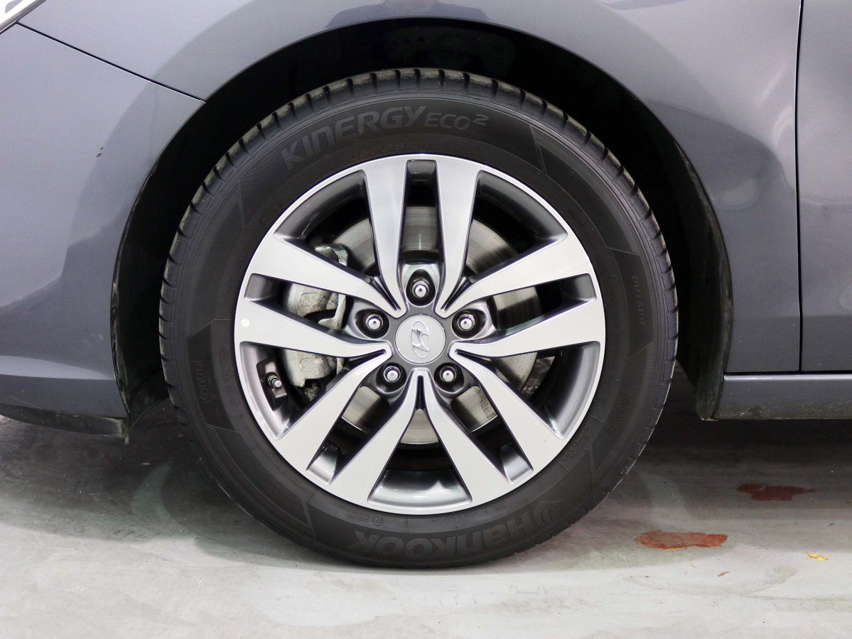 Foto Hyundai i30 29