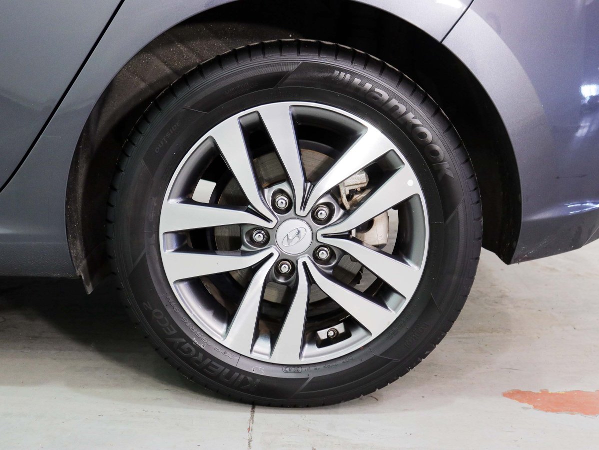 Foto Hyundai i30 30
