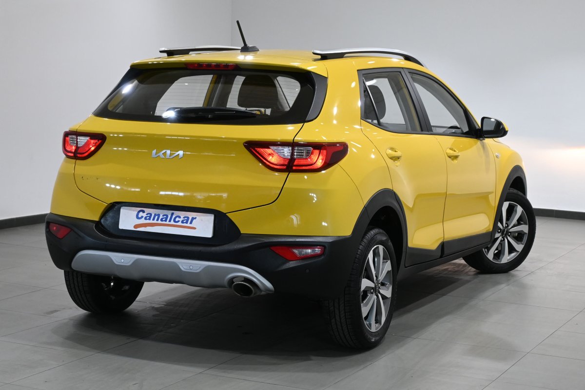 Foto Kia Stonic 1.0 TGDi Concept 100cv 4