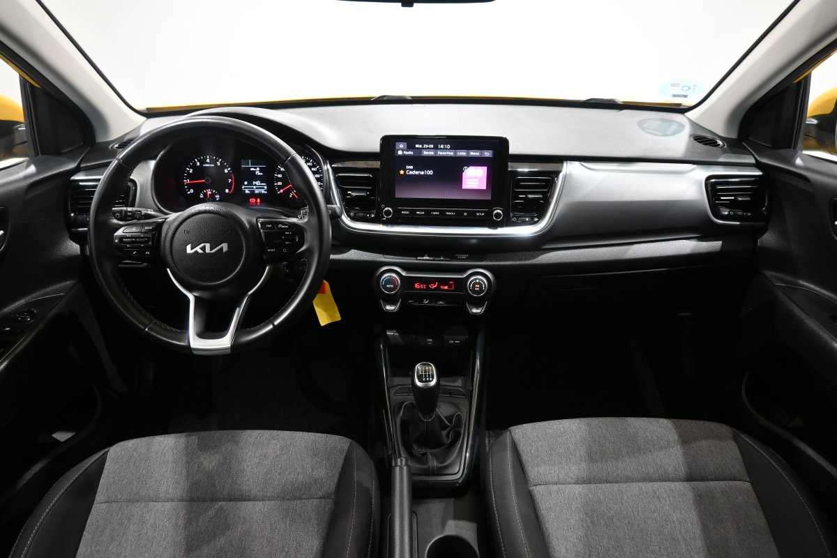 Foto Kia Stonic 1.0 TGDi Concept 100cv 17