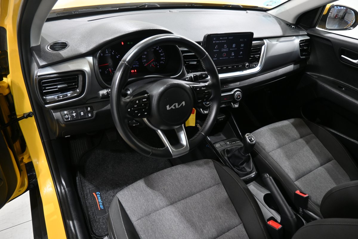 Foto Kia Stonic 1.0 TGDi Concept 100cv 9
