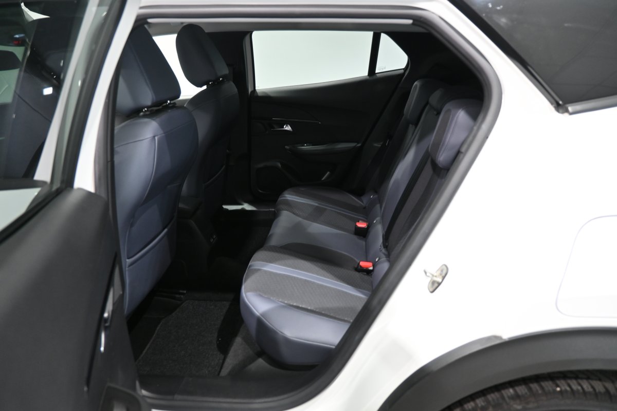 Foto Peugeot 2008 11
