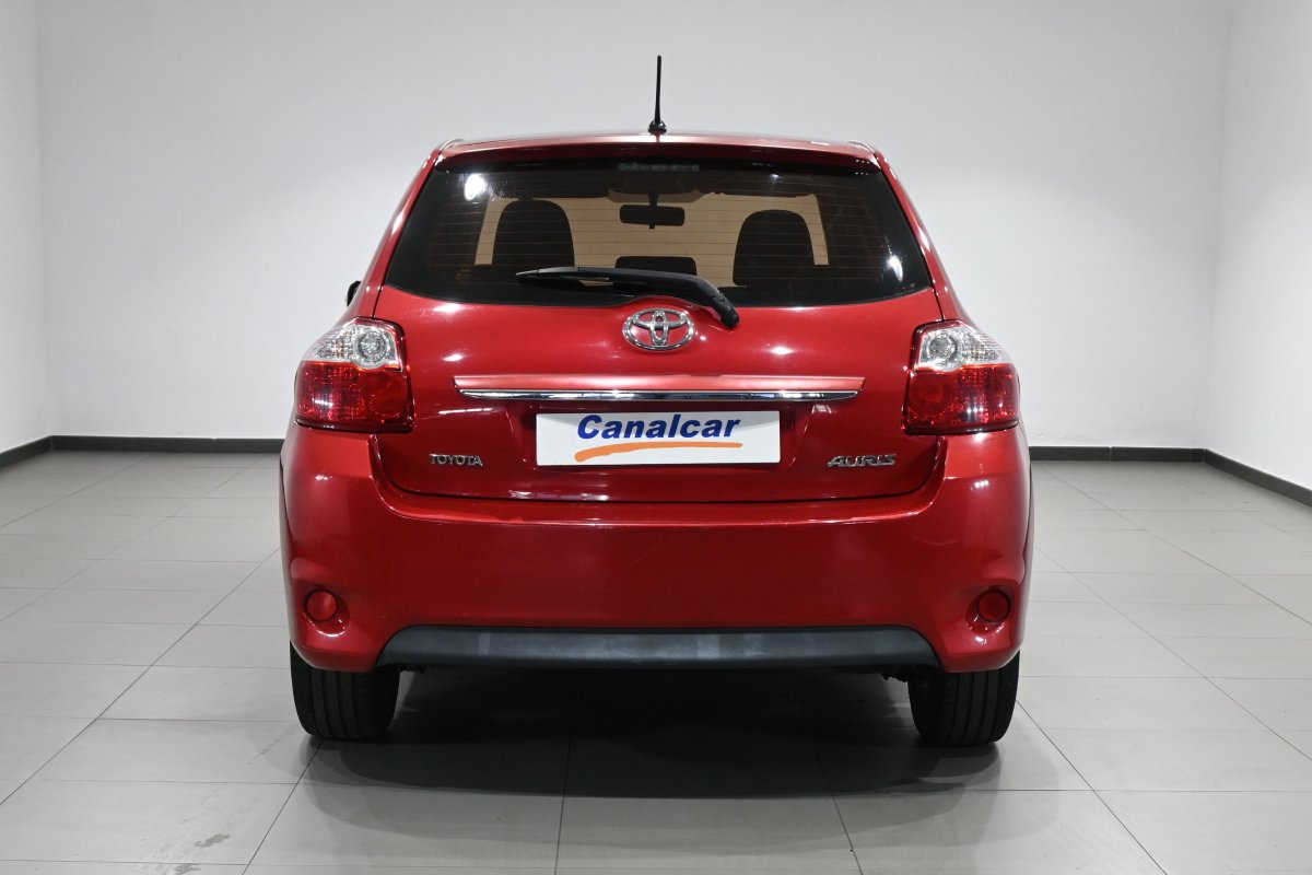 Foto Toyota Auris 5