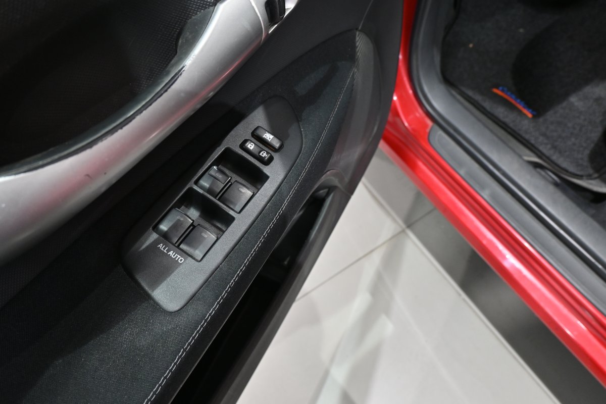 Foto Toyota Auris 20