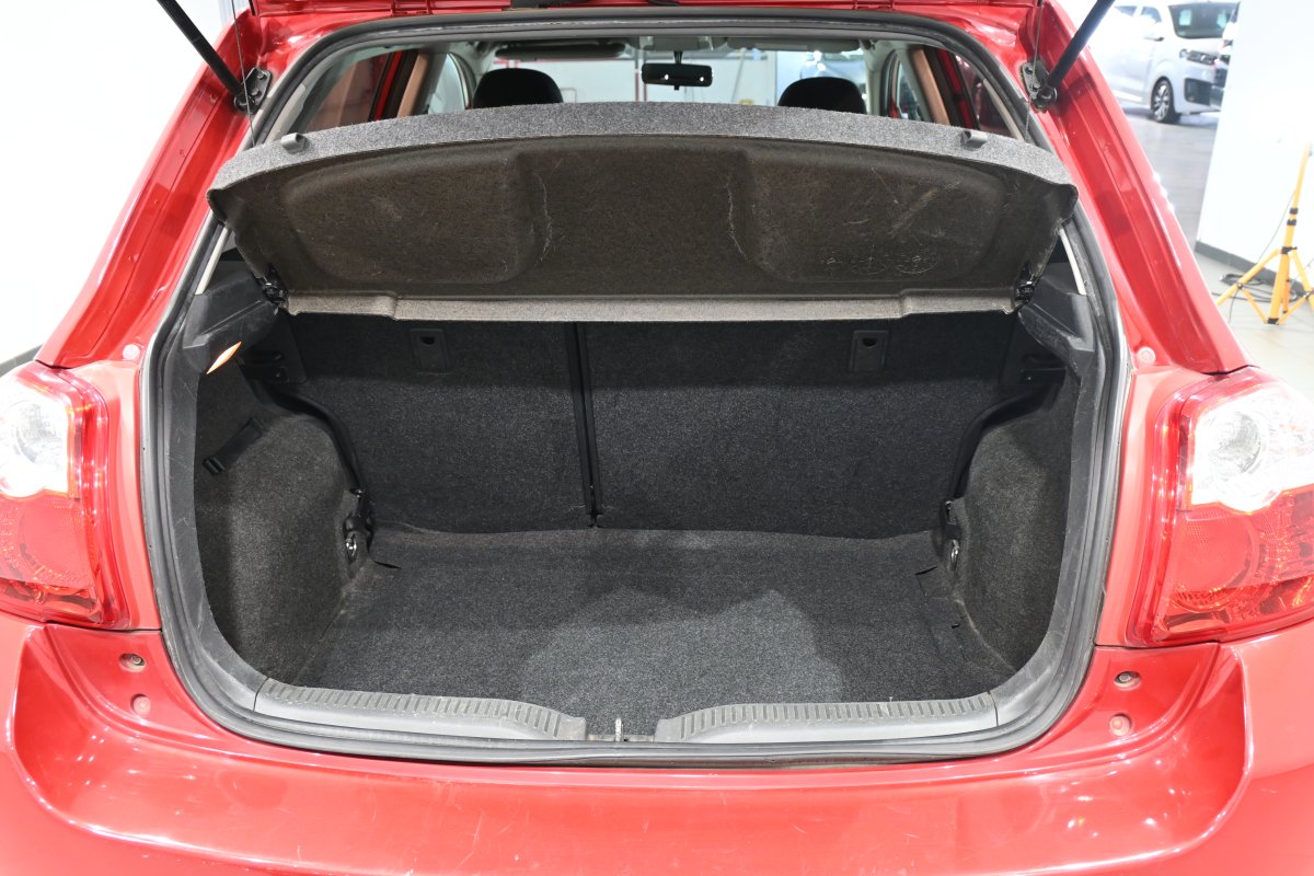 Foto Toyota Auris 8