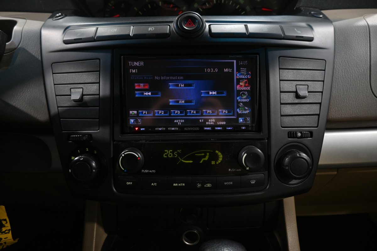 Foto Ssangyong Rodius 16