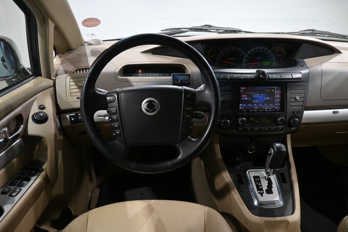 Foto Ssangyong Rodius 19