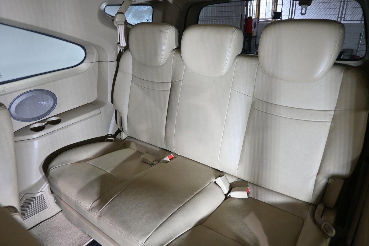 Foto Ssangyong Rodius 13
