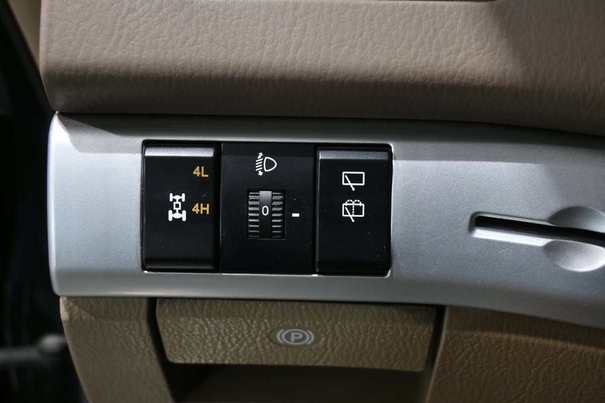 Foto Ssangyong Rodius 26