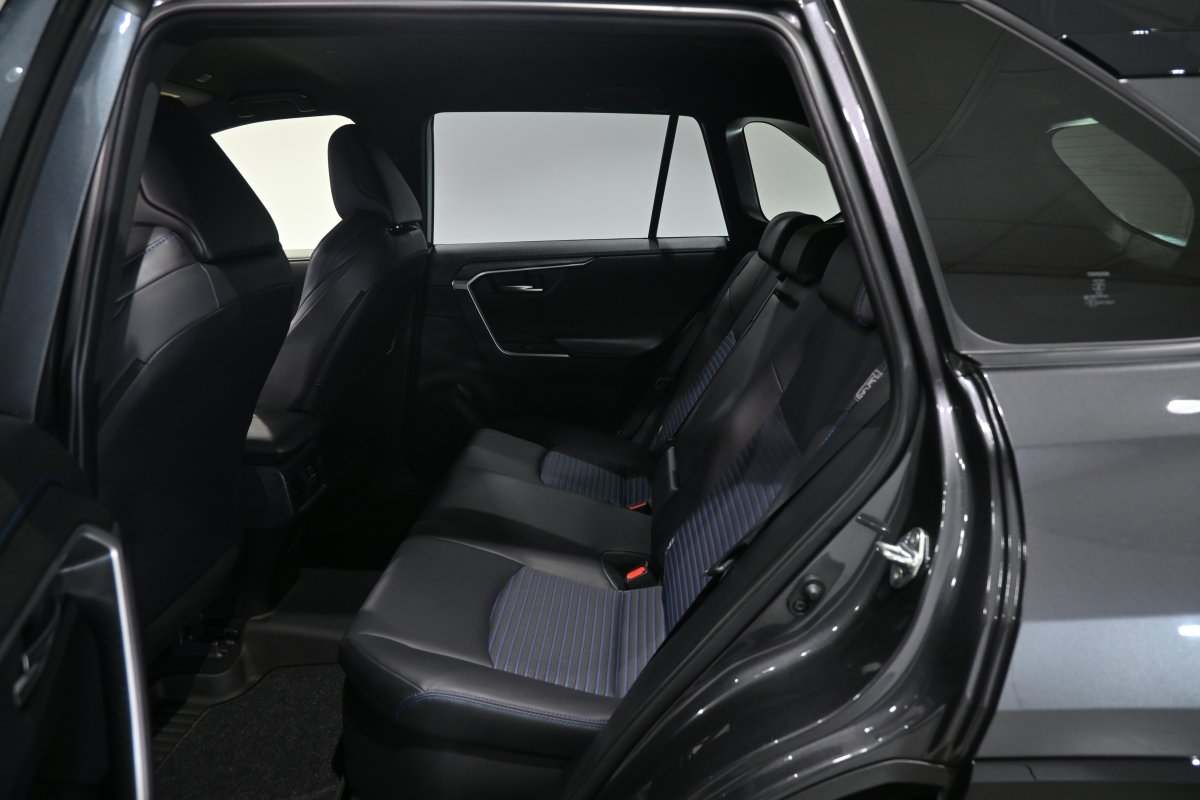 Foto Toyota Rav4 12