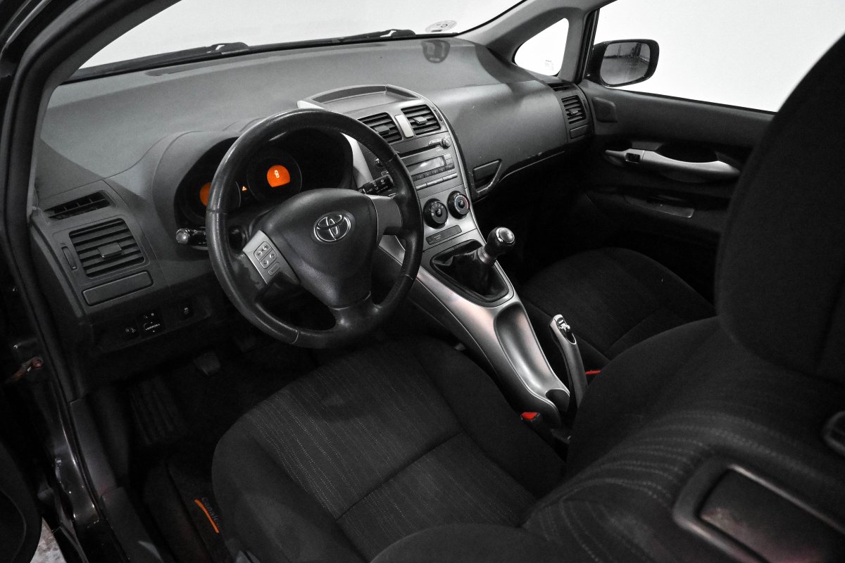 Foto Toyota Auris 10
