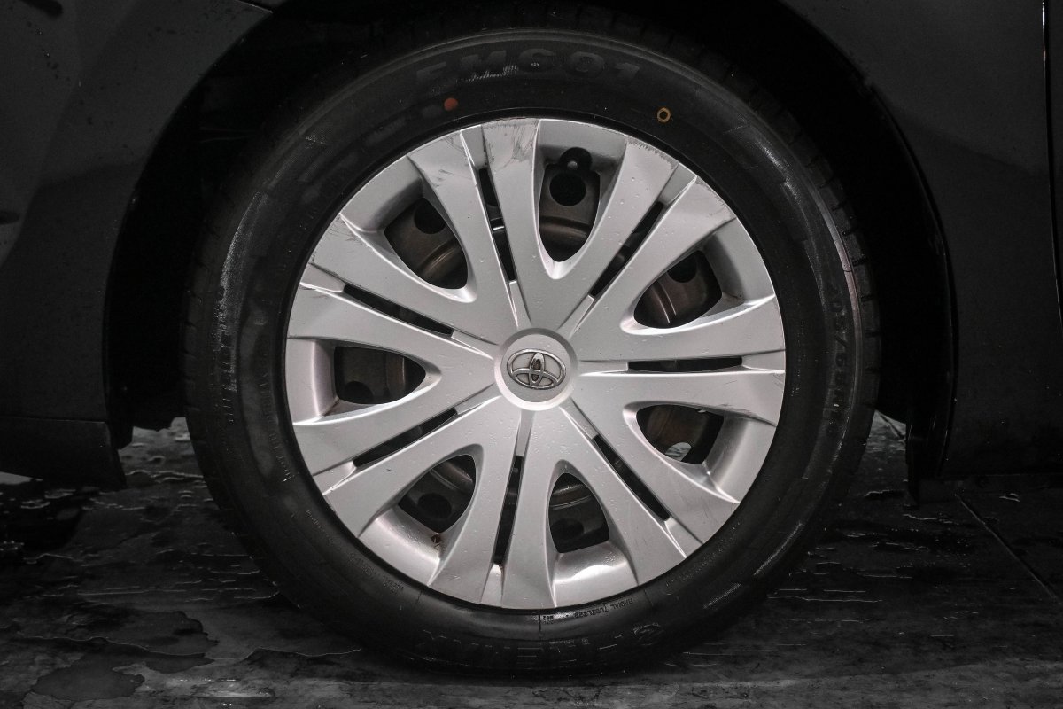 Foto Toyota Auris 26